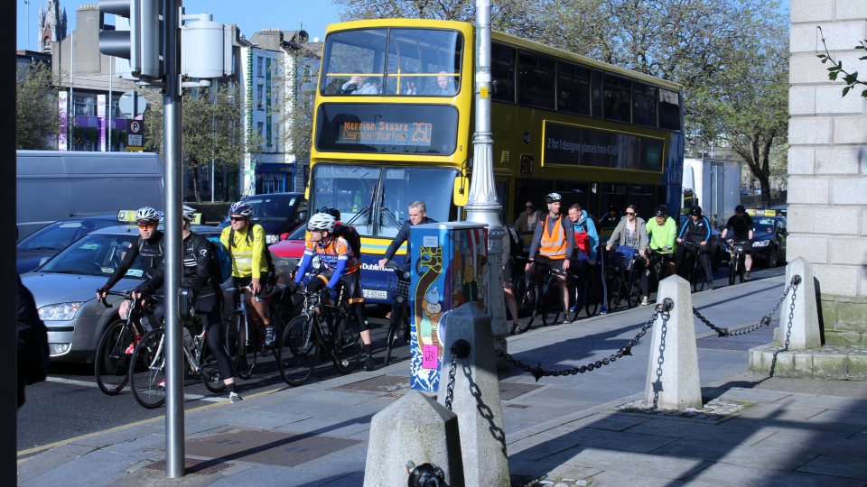 bikes in traffic heavy liffey traffic
